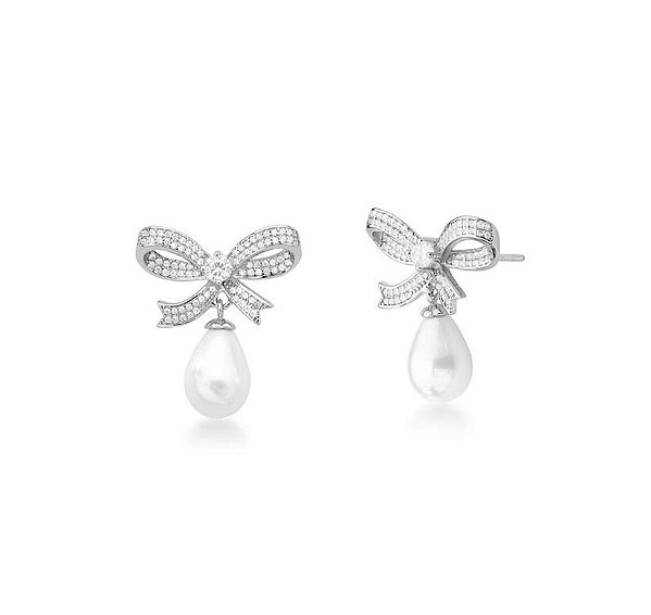 BRINCO LAÇO COM PÉROLA EM PÊNDULO BANHADA A RÓDIO BRANCO