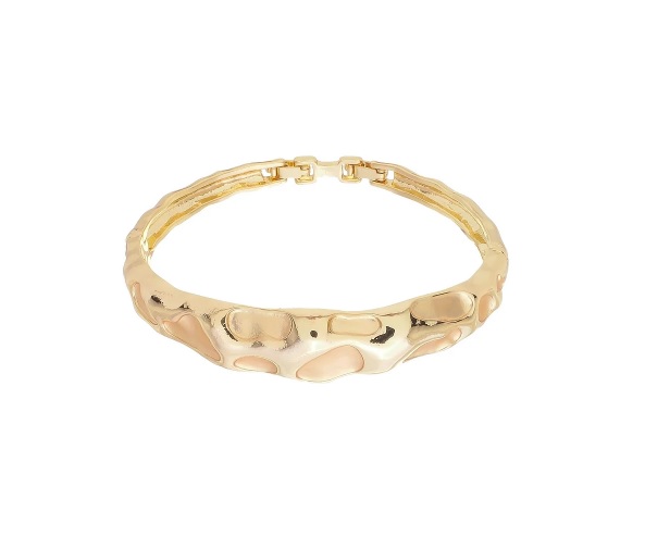 BRACELETE ORGÂNICO COM DETALHES ACETINADOS BANHADO A OURO