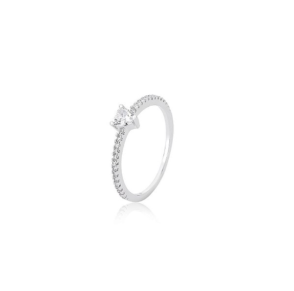 ANEL CORAÇÃO CENTRAL COM CRAVAÇÃO LATERAL BANHADO A RÓDIO BRANCO