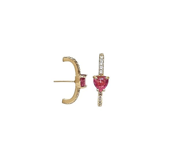 BRINCO EAR HOOK CORAÇÃO RUBI CENTRAL BANHADO A OURO