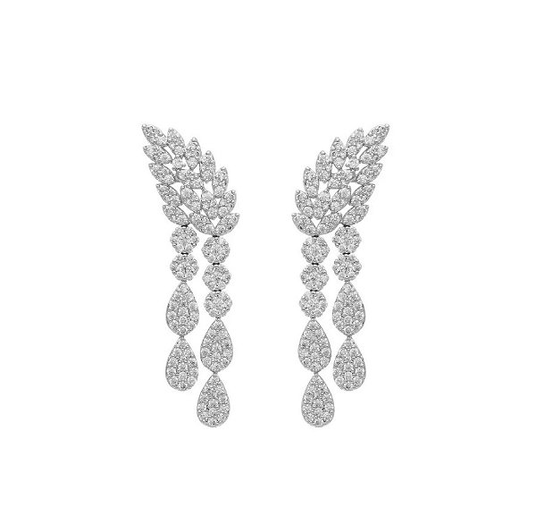 BRINCO EM PÊNDULO COM GOTAS MICROCRAVEJADAS BANHADO A RÓDIO BRANCO