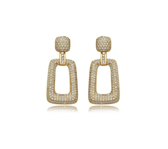 BRINCO EM PÊNDULO CRAVEJADO BANHADO A OURO