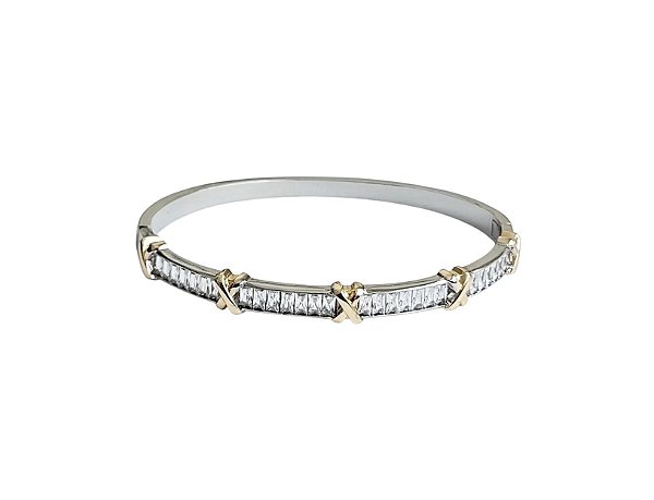Bracelete X com Cravação Baguete Banhado a Ródio Branco