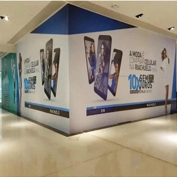 Adesivagem tapume shopping