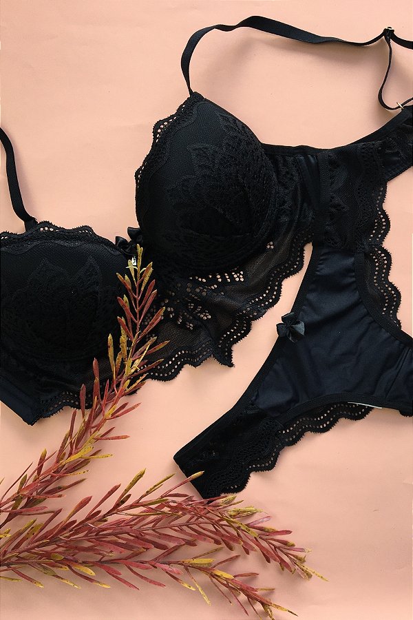 CONJUNTO COM BOJO EM RENDA E DETALHE BICO EM V DE RENDA  PRETO Ref.: 0250