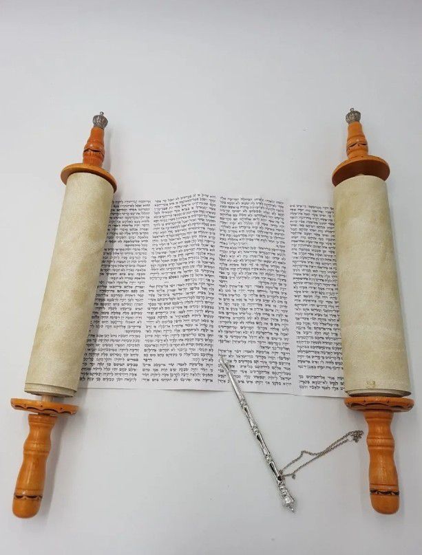 Sefer Torah Replica 48cm