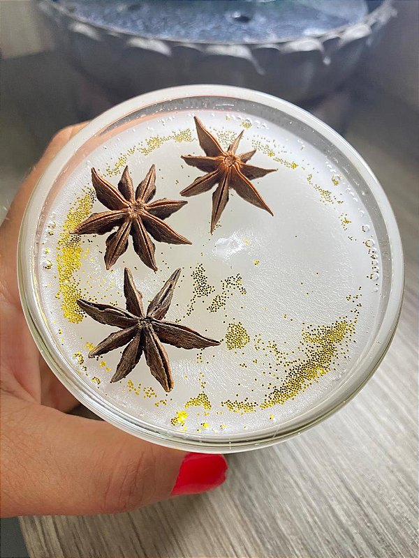 Vela com Anis Estrelado e Tampa Pinus