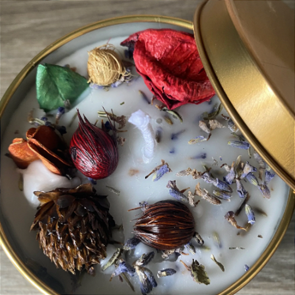 Vela Vegana na Lata de Lavanda