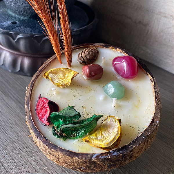 Vela Vegana na Casca de Coco
