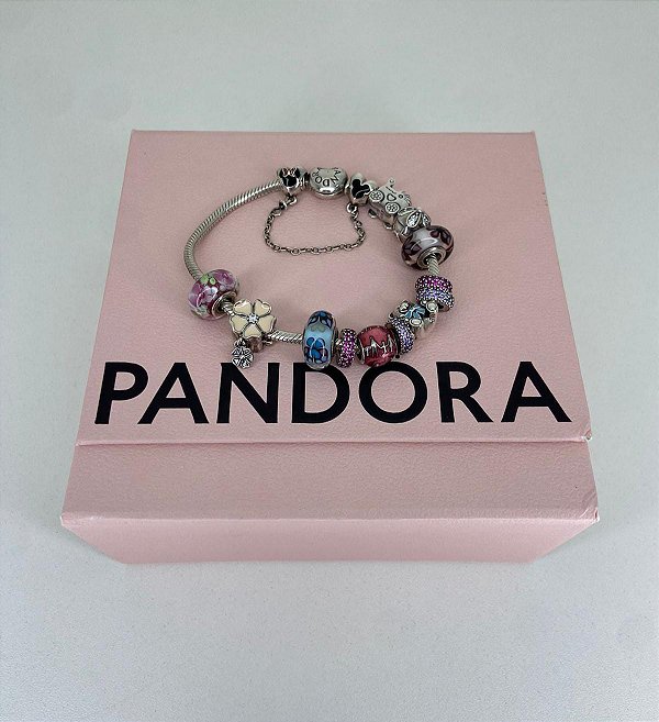 PANDORA PULSEIRA COM CHARMS