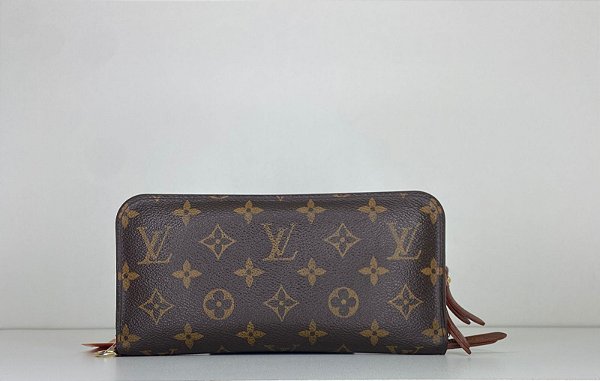 LOUIS VUITTON CARTEIRA