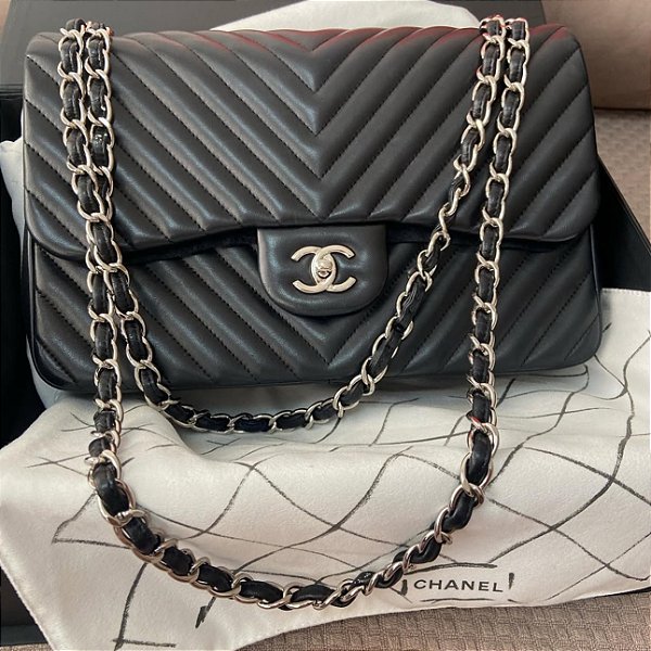 CHANEL JUMBO CHEVRON PRETA