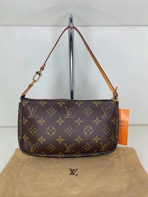 LOUIS VUITTON POCHETTE MONOGRAM