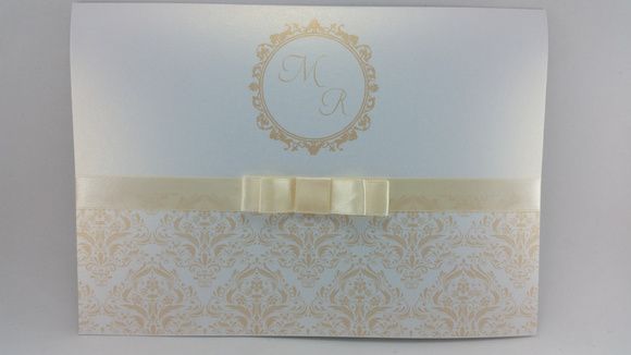 Convite de casamento perolado creme