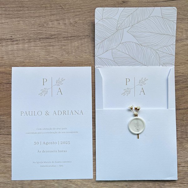 Convite casamento branco com lacre forrado