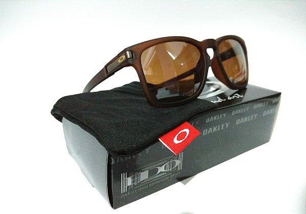 Óculos de Sol Oakley Latch Squared Marrom Quadrado Fosco Masculino e  Feminino - Óculos de Sol / Moda e Acessórios - Preço Baixo