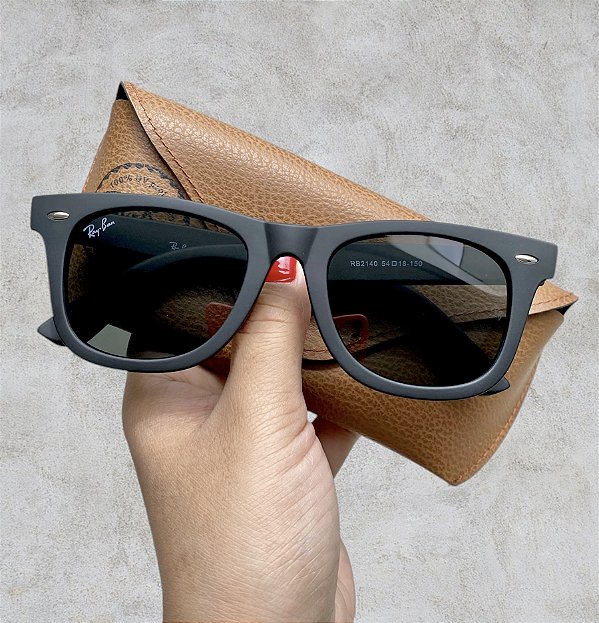Óculos de Sol Ray-Ban Wayfarer Inclinado Fosco Emborrachado Masculino