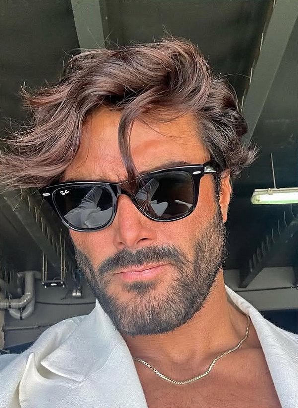 Óculos de Sol Ray-Ban Wayfarer Rb2140 Inclinado Preto Acetato Feminino e Masculino