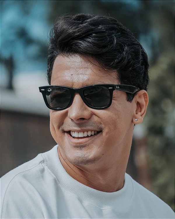 Óculos de Sol Ray-Ban Wayfarer 2140 Preto Inclinado Fosco Masculino -Proteção UV400