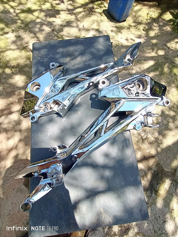 BACALHAU CB 250 TWISTER MODELO NOVO