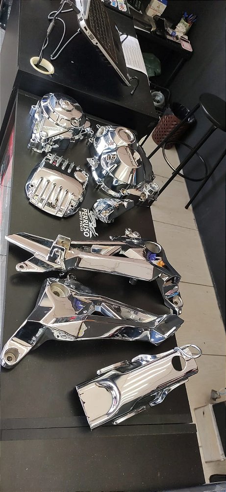 KIT TAMPAS DO MOTOR BACALHAU PEITO PARA 160 CROMADO BASE DE TROCA (atenção leia a desrição)