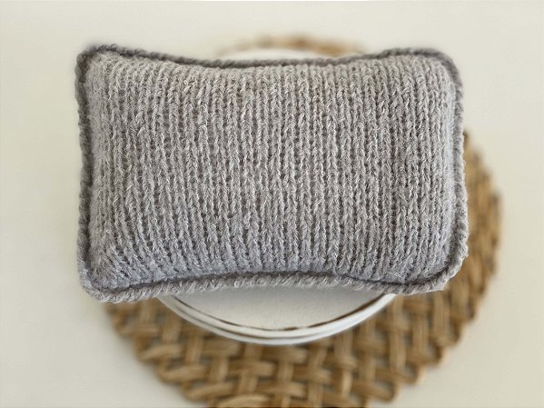 Travesseiro com capa Mohair Cinza