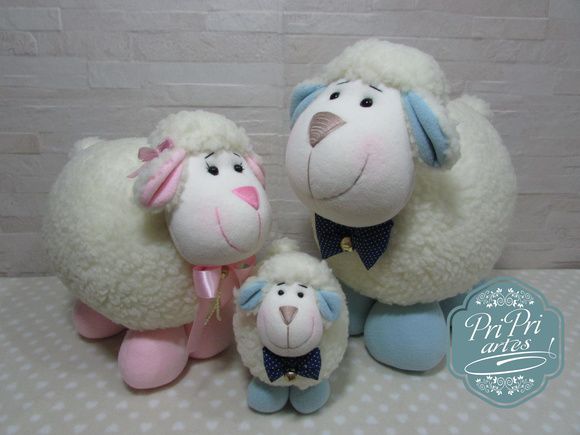 Kit 3 ovelhinhas de pelúcia tamanhos 15cm, 25cm e 30 cm de altura