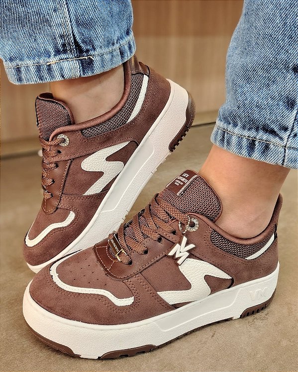 Tênis Sneaker casual da Via Marte