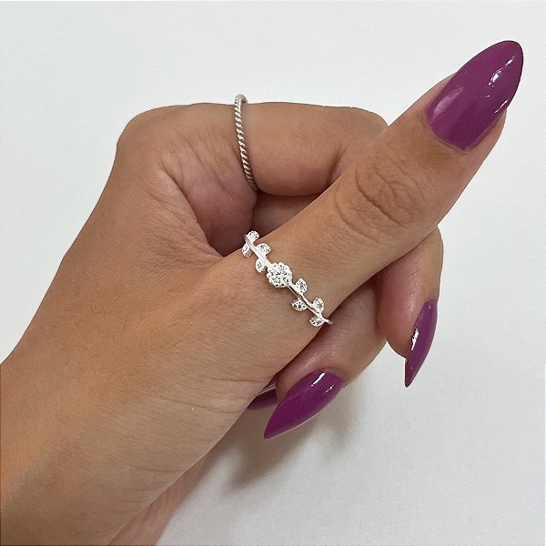 Anel de Prata Cravejado Raminho de Folhas