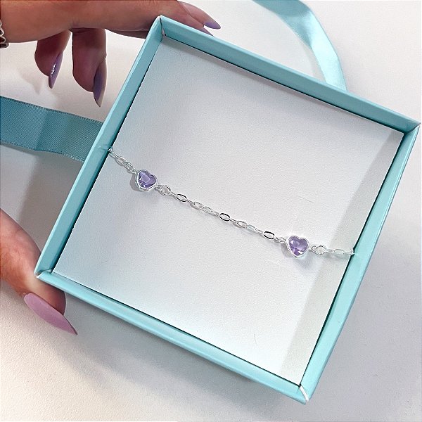 Pulseira de Prata Corações Lilás Espaçados