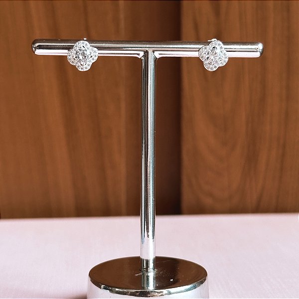 Brinco de Prata Flor Zircônia Cravejado 7 mm
