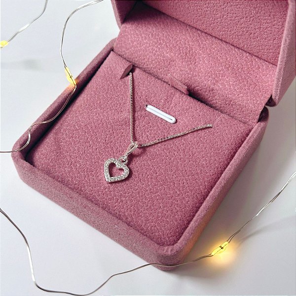 Colar de Prata Coração Vazado Cravejado 45 cm