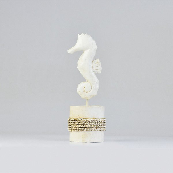 Enfeite Pedestal Seahorse Médio em Resina