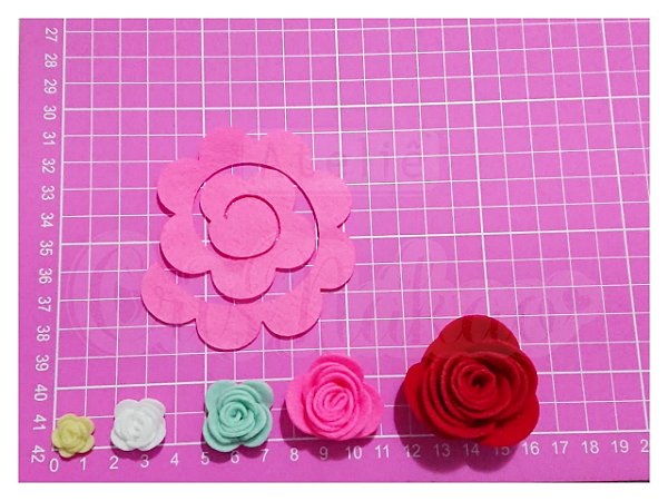 Recortes Espirais para Rosas em Feltro 12cm - 6 un (Montada aprox 4,5 cm)