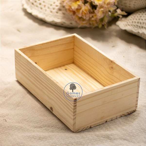Caixa Alta Retangular de Madeira Pinus M 20x30x10cm