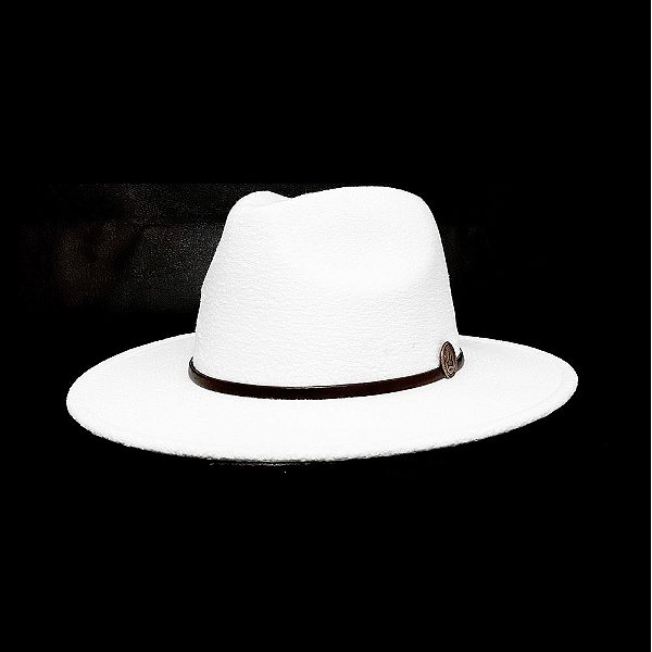 CHAPÉU BRANCO MODELO FEDORA UNISSEX ABA MÉDIA LAÇO DE COURO MARROM