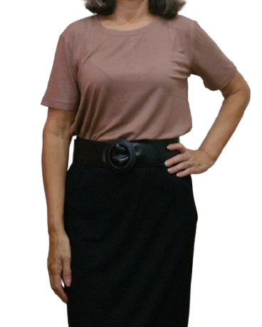 T-shirt basica marrom de viscose com decote redondo e manga curta