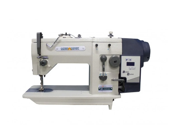 Máquina Zig Zag Megamak 20U53-DD - 220 V com Pés e mesa Montados