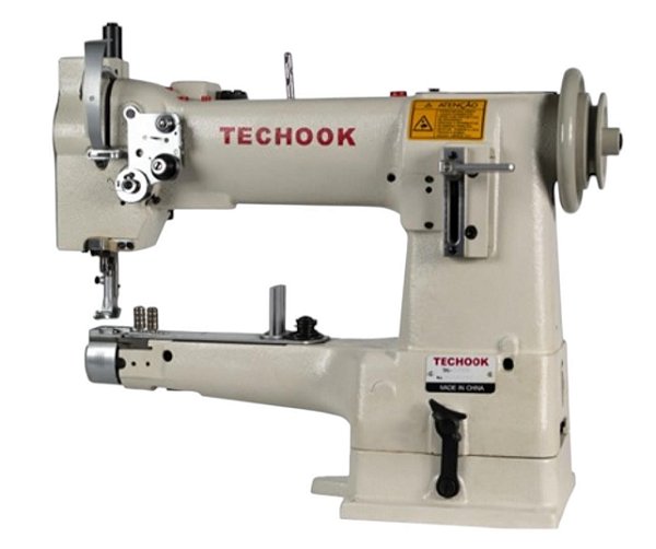 MAQUINA DE BRAÇO TRANSPORTE TRIPLO TECHOOK TK-335BH MOTOR CONVENCIONAL SILENCIOSO 110/220 V COM PÉS E MESA DESMONTADOS