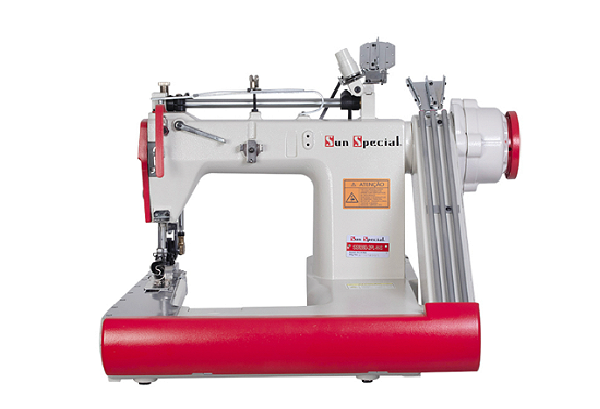 Máquina Fechadeira Braço 3 Agulhas Sun Special SS928D-2PL-H-SU 220V + KIT PREMIUM E CADEIRA ESPECIAL PARA COSTUREIRA