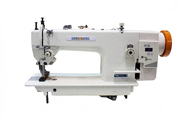 Maquina Reta Transporte Duplo Direct Drive Megamak MK0303D - 220 V COM PÉS E MESA MONTADOS