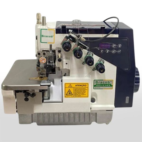 MAQUINA OVERLOQUE 2 AGULHAS PONTO CADEIA DIRECT DRIVE COM BK BRACOB S4-4 AT BK - 220 V COM PÉS E MESA MONTADOS