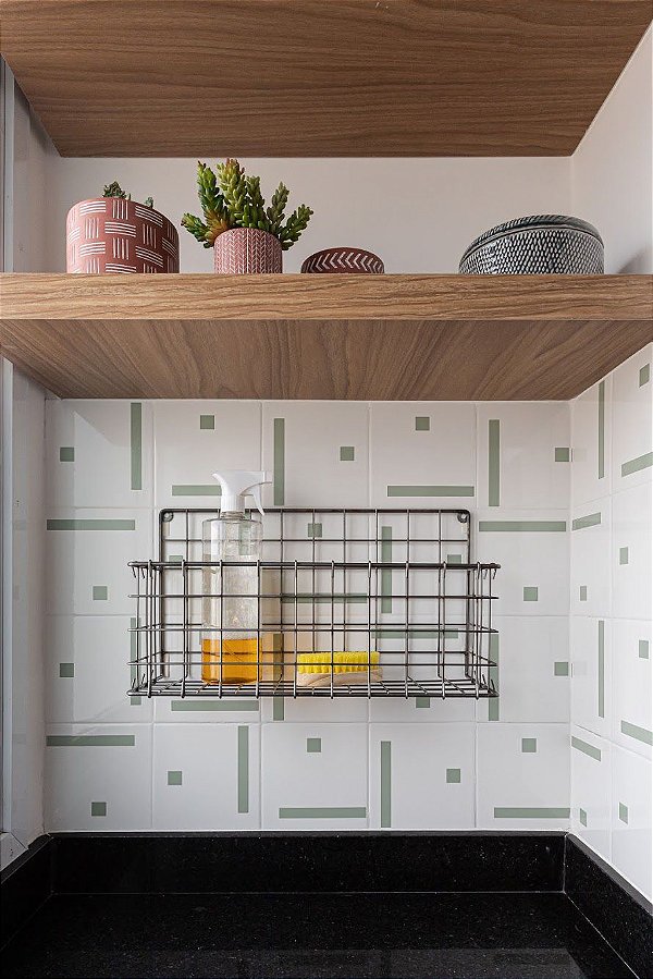 cesta suspensa em metal