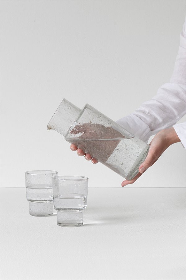 jarra em vidro reciclável bubble