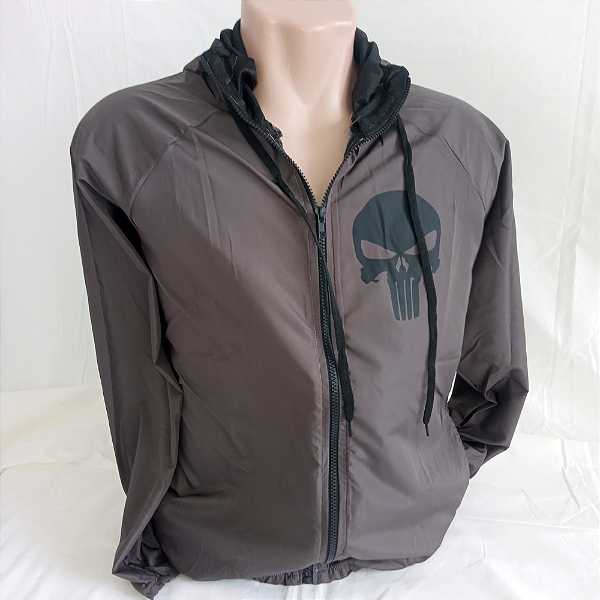 Corta Vento Personalizada "Justiceiro" com Capuz CHUMBO