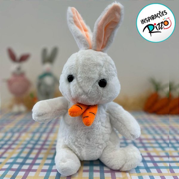 Coelho de Pelúcia Branco com Gravata de Cenoura - 25cm - 1 unidade - Rizzo