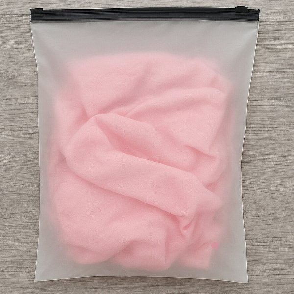 Saco Trilho Zip Preto - Transparente Fosco Com Furo - 50x60cm - 50 unidades - Rizzo