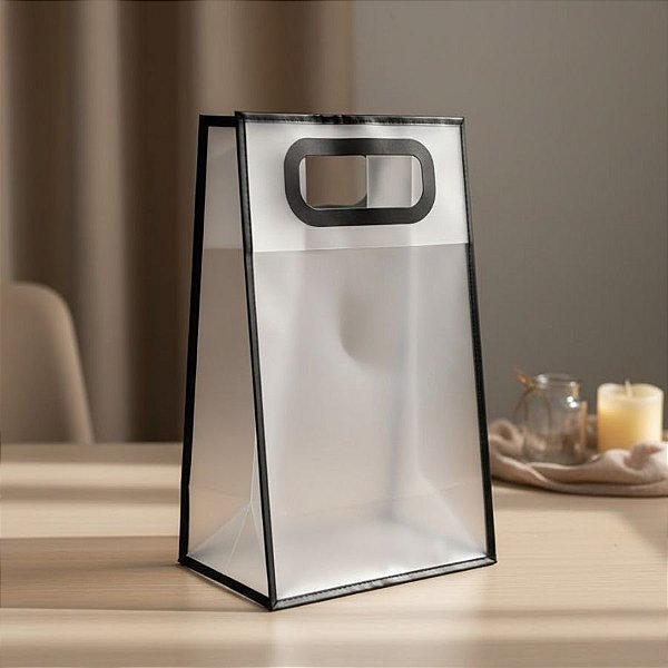 Sacola Transparente Fosca Pvc Alça Plana Preto - 25x15x10cm - 12 unidades - Rizzo
