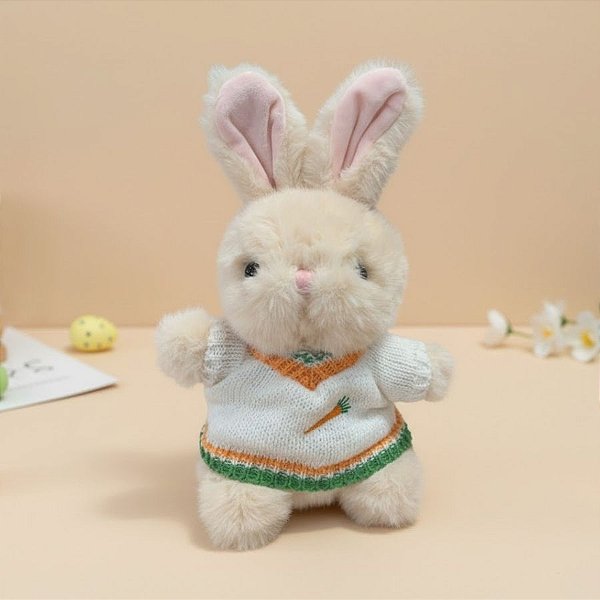 Coelho de Pelúcia Creme de Blusa Cenoura - Branco,Verde e Laranja - 26,5x18x9,5cm - 1 unidade - Rizzo