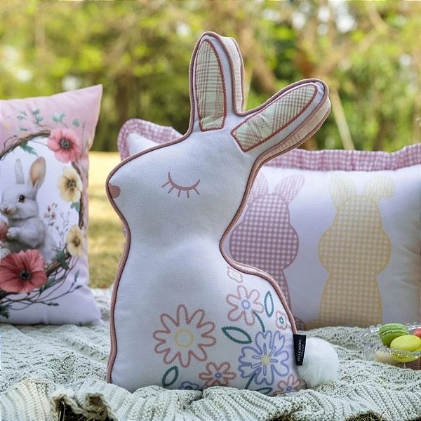 Almofada Apeluciada Decorativa de Páscoa Premium - Formato Coelho com Cardone Bordado - Rosa - 30x48cm - 1 unidade - Riz
